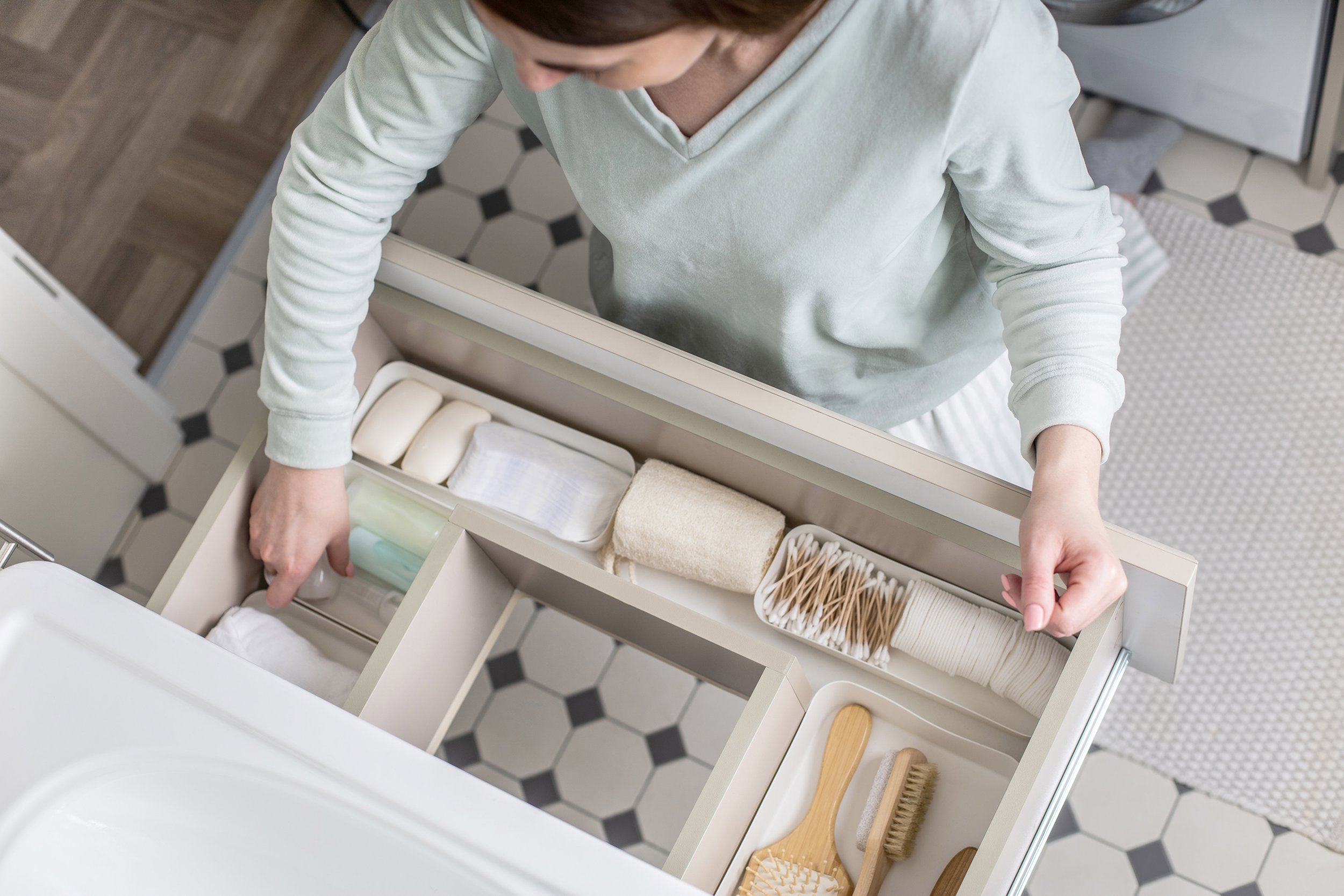 How to Do the Bare Minimum for House Cleaning Comfort